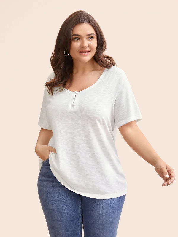 Solid Medium Stretch Raglan Sleeve T-shirt