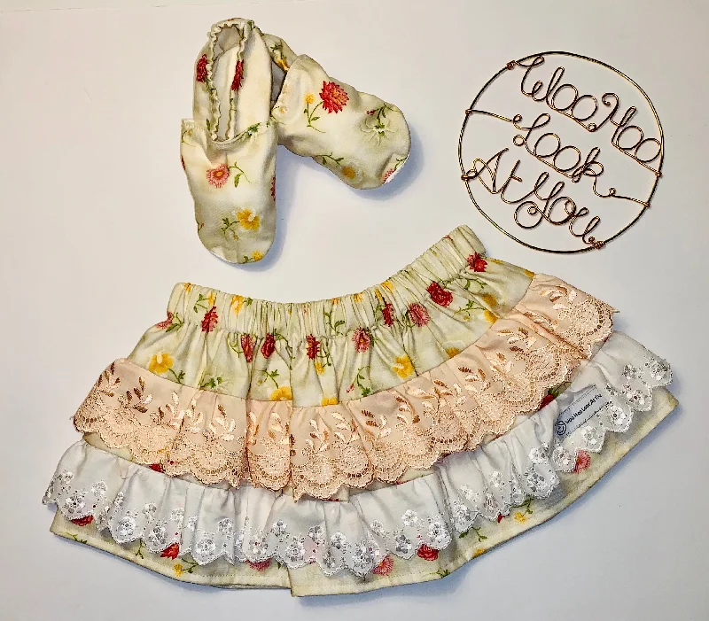 2 Piece Set - Skirt & Slip Ons - Pink Roses on Cream