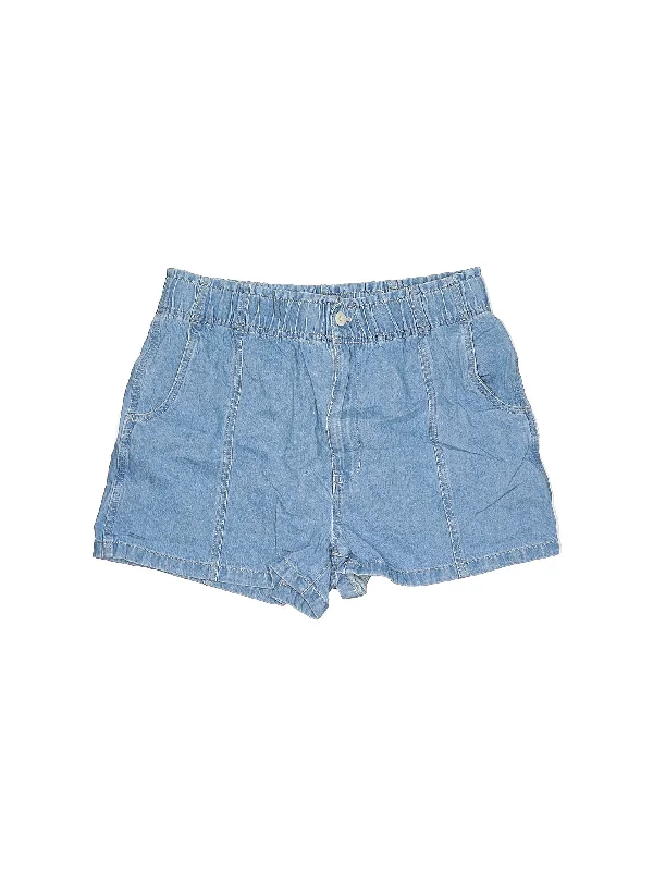 High-Rise Denim Shorts in Light Wash