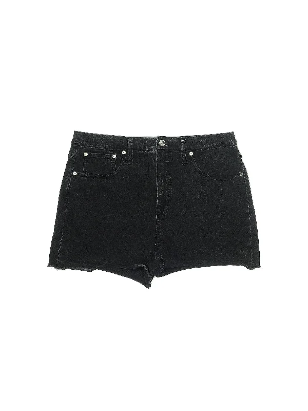 Mid-Rise Denim Shorts in Dark Wash