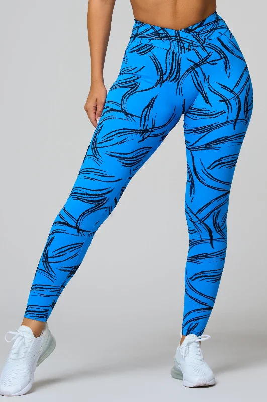 Azul V-Cut Scrunch Legging