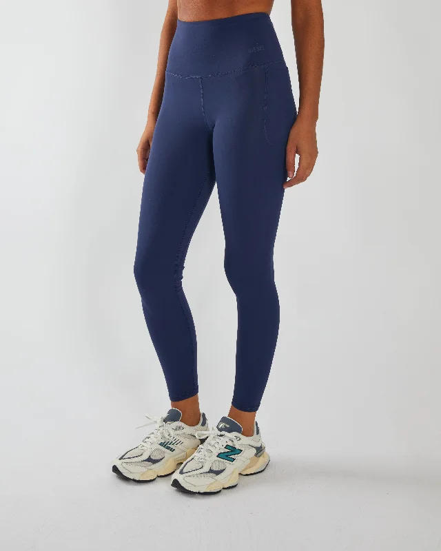 Odessa Ultra Hr Pant Midnight Navy