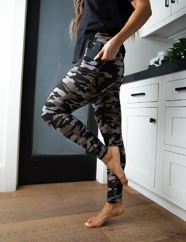 SA Exclusive Camo Pocket Leggings