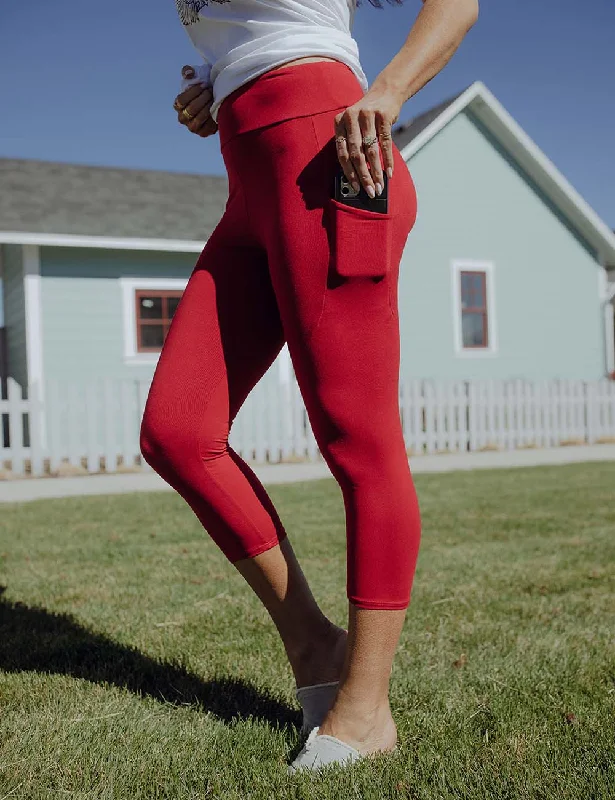 SA Exclusive Red Capri Pocket Leggings